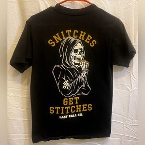 Last Call co. ´Snitches Get Stitches’ Black tee small